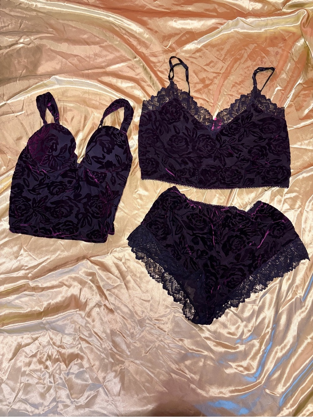 La SENZA Velvet Floral Lace Bralette & Shorts Set - Deep Purple